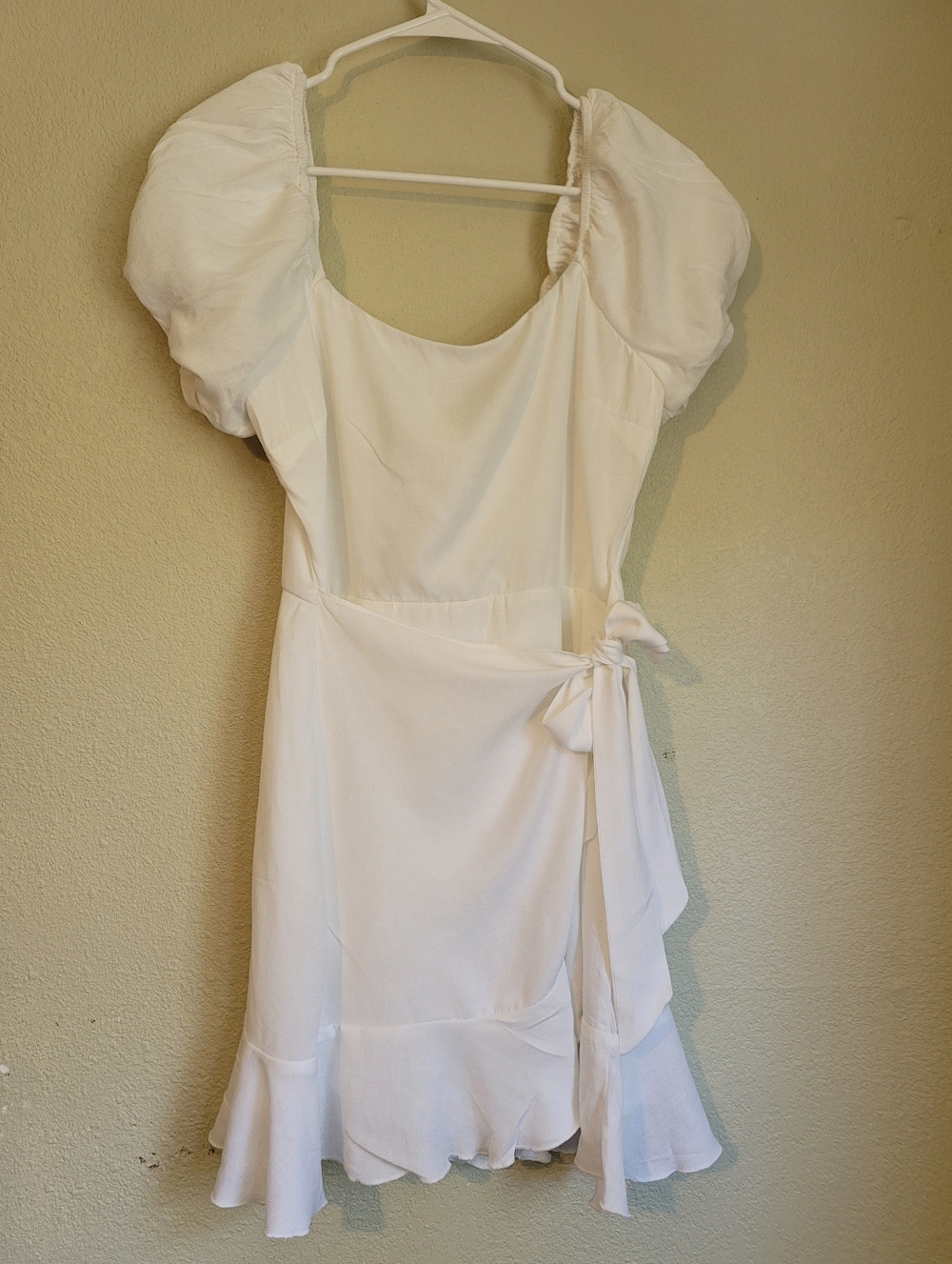 Square-Neck Puff Sleeve Wrap Mini Dress in White - Picture 8 of 10